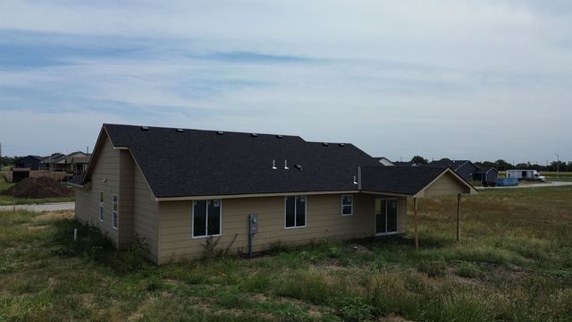 121 S Midway St., Valley Center, KS 67147