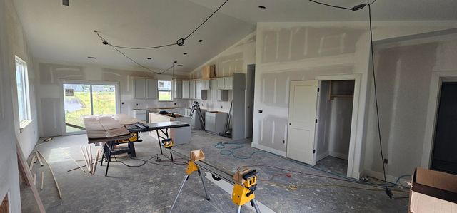 121 S Midway St., Valley Center, KS 67147