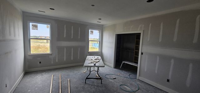 121 S Midway St., Valley Center, KS 67147