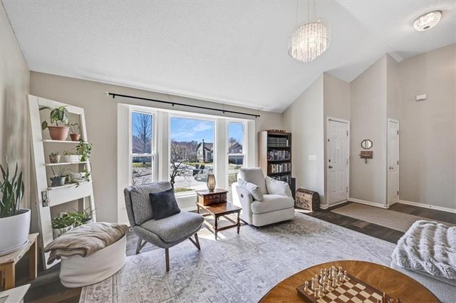 15510 Iron Creek Court, Basehor, KS 66007