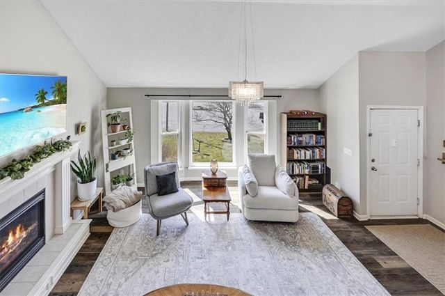 15510 Iron Creek Court, Basehor, KS 66007