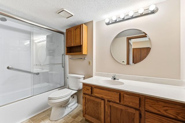 2601 Kenzie Terrace 425, Saint Anthony, MN 55418