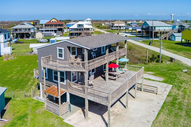 821 Salt Cedar Lane, Port Bolivar, TX 77650