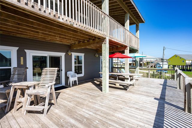 821 Salt Cedar Lane, Port Bolivar, TX 77650