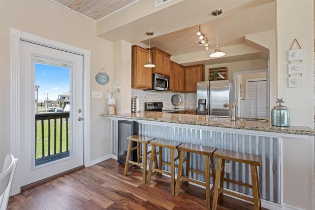 821 Salt Cedar Lane, Port Bolivar, TX 77650