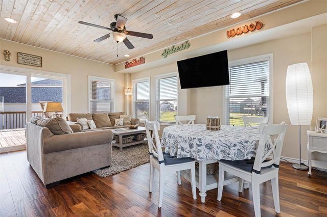 821 Salt Cedar Lane, Port Bolivar, TX 77650