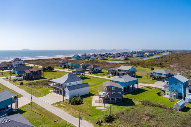 821 Salt Cedar Lane, Port Bolivar, TX 77650