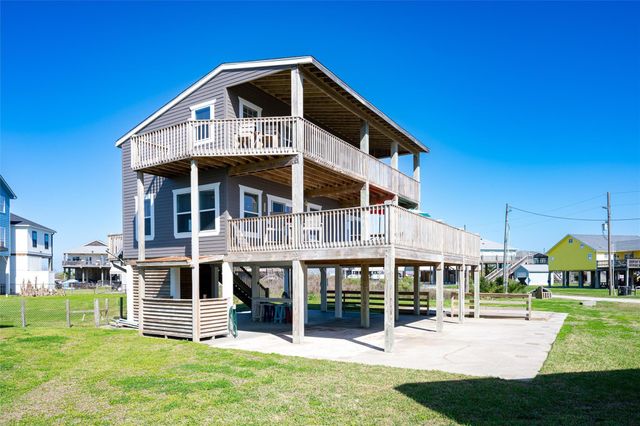 821 Salt Cedar Lane, Port Bolivar, TX 77650