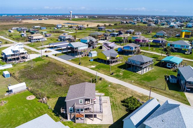 821 Salt Cedar Lane, Port Bolivar, TX 77650