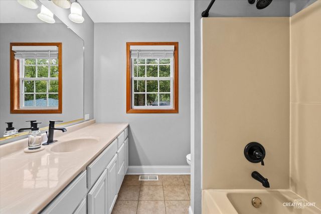37 S Bereman Road, Montgomery, IL 60538