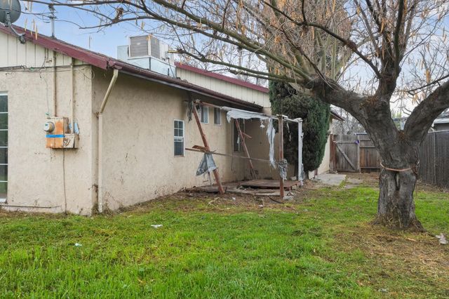 379 E 22nd St, Tracy, CA 95376