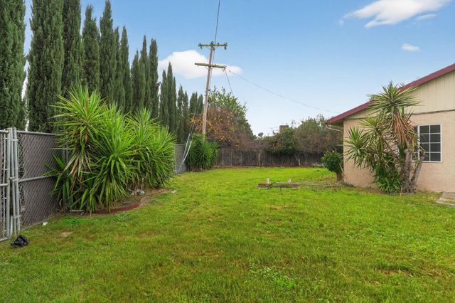 379 E 22nd St, Tracy, CA 95376