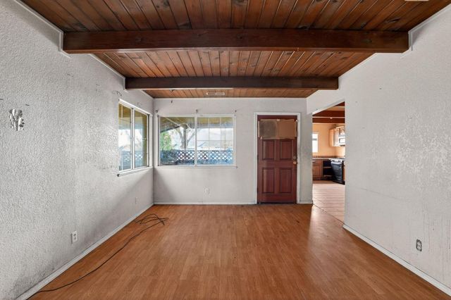 379 E 22nd St, Tracy, CA 95376