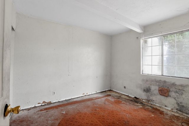 379 E 22nd St, Tracy, CA 95376