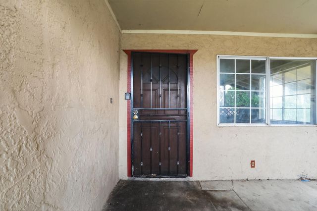 379 E 22nd St, Tracy, CA 95376
