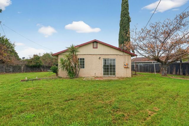 379 E 22nd St, Tracy, CA 95376