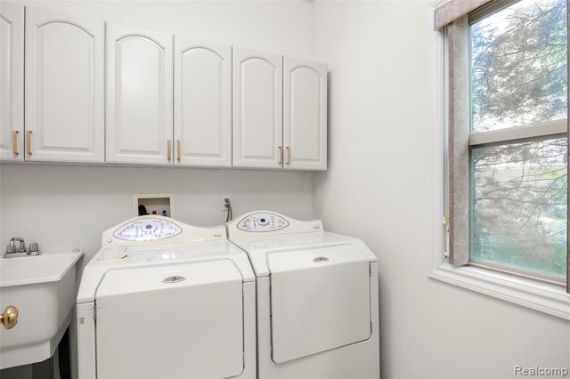 3409 Ancient Drive, Port Huron, MI 48060