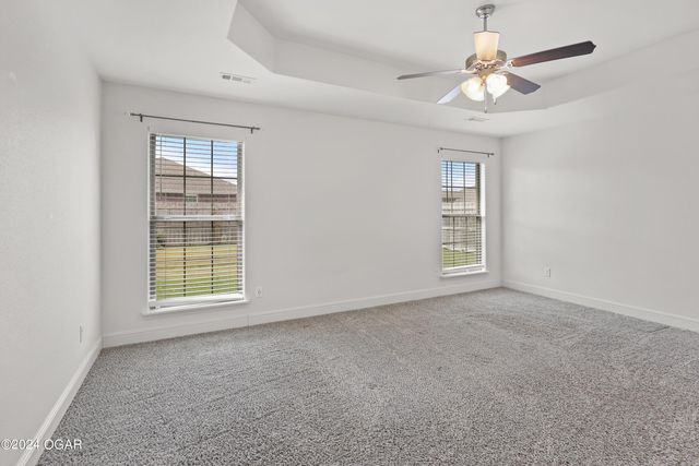 4618 W 26th Place, Joplin, MO 64804