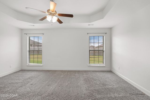 4618 W 26th Place, Joplin, MO 64804