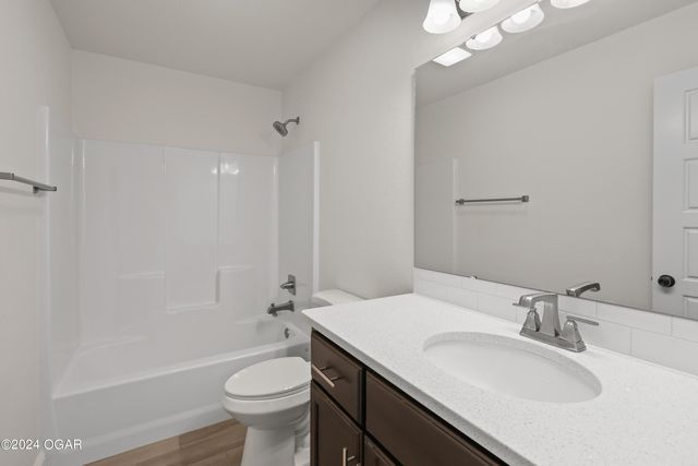 4618 W 26th Place, Joplin, MO 64804