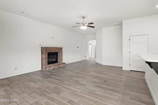 4618 W 26th Place, Joplin, MO 64804