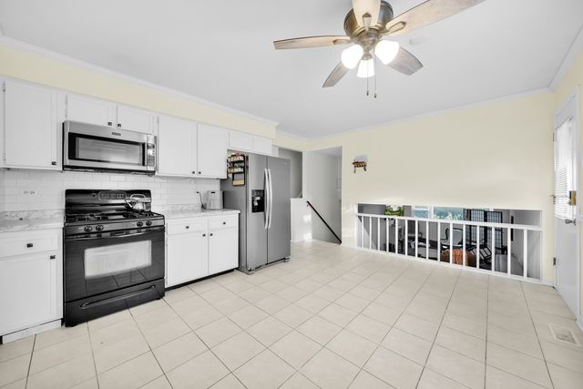 5911 W 125th Place, Alsip, IL 60803
