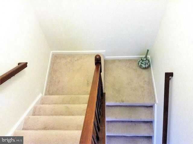 15332 KENSINGTON PARK DR, Woodbridge, VA 22191