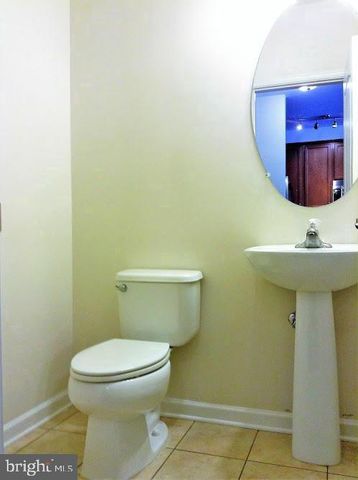 15332 KENSINGTON PARK DR, Woodbridge, VA 22191