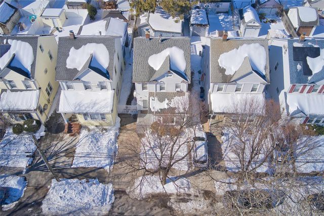 8918 239th Street, Bellerose, NY 11426