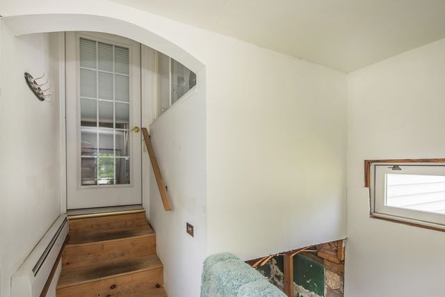 15 Chaplin Avenue, Rutland City, VT 05701