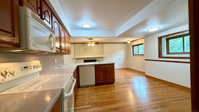 11971 Fairview Drive, Sterling Heights, MI 48312