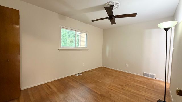 11971 Fairview Drive, Sterling Heights, MI 48312