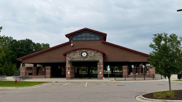 11971 Fairview Drive, Sterling Heights, MI 48312
