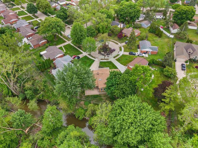 11971 Fairview Drive, Sterling Heights, MI 48312