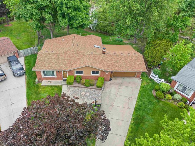 11971 Fairview Drive, Sterling Heights, MI 48312
