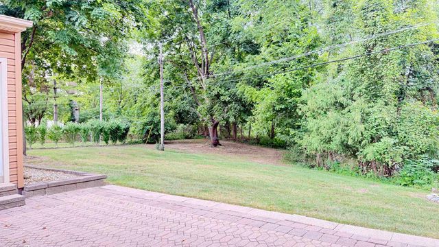 11971 Fairview Drive, Sterling Heights, MI 48312