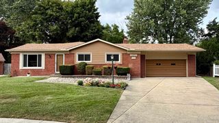 11971 Fairview Drive, Sterling Heights, MI 48312