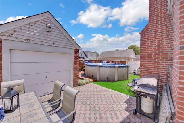 20 Law Street, North Valley Stream, NY 11580