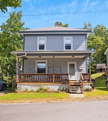 10 McKenzie Drive, Windsor, VT 05089