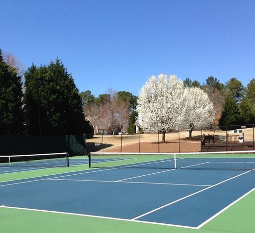 1630 Canterbury Pointe SE, Conyers, GA 30013