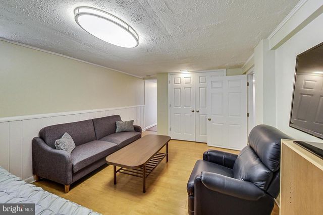 4715 OXBOW RD, Rockville, MD 20852