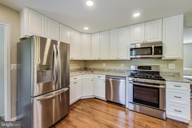 4715 OXBOW RD, Rockville, MD 20852