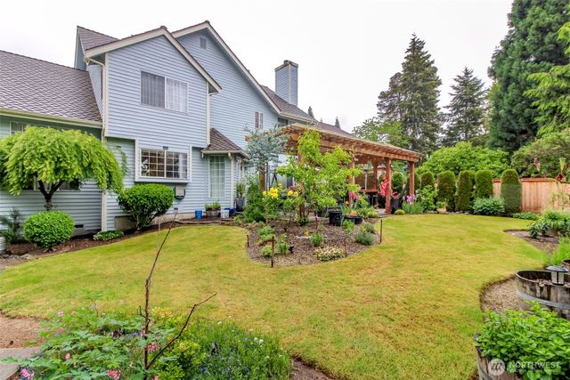 9307 S 237th Place, Kent, WA 98031