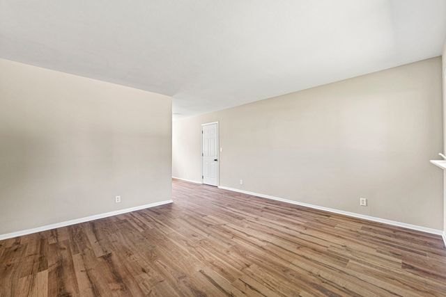 1021 North Avenue, Belvidere, IL 61008