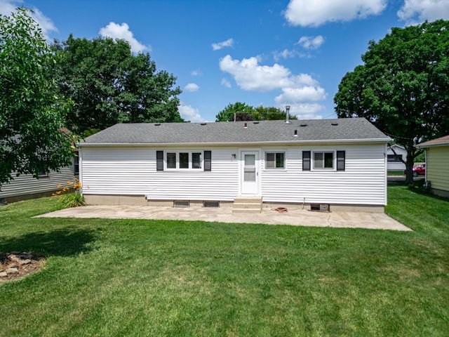 1021 North Avenue, Belvidere, IL 61008