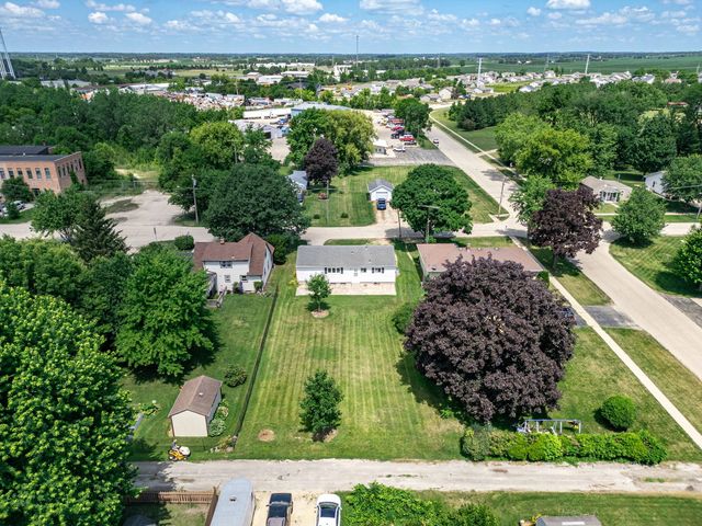 1021 North Avenue, Belvidere, IL 61008