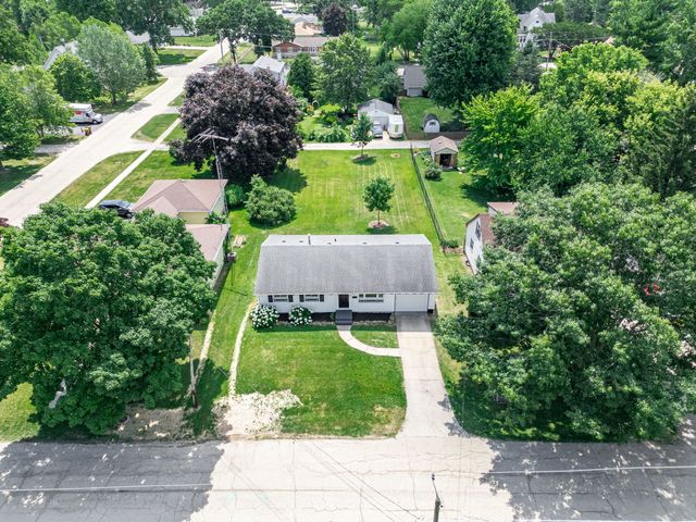 1021 North Avenue, Belvidere, IL 61008