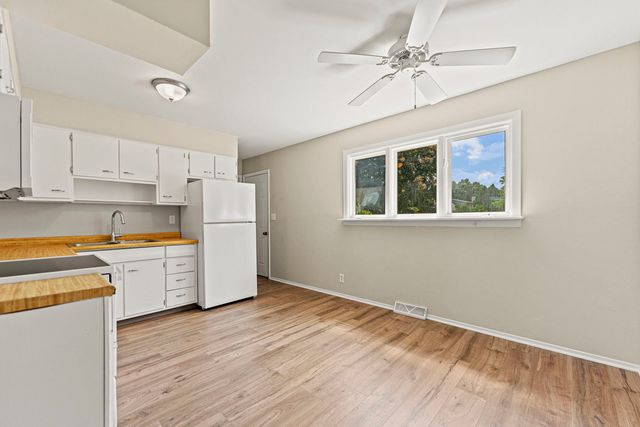 1021 North Avenue, Belvidere, IL 61008