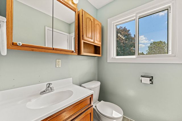1021 North Avenue, Belvidere, IL 61008