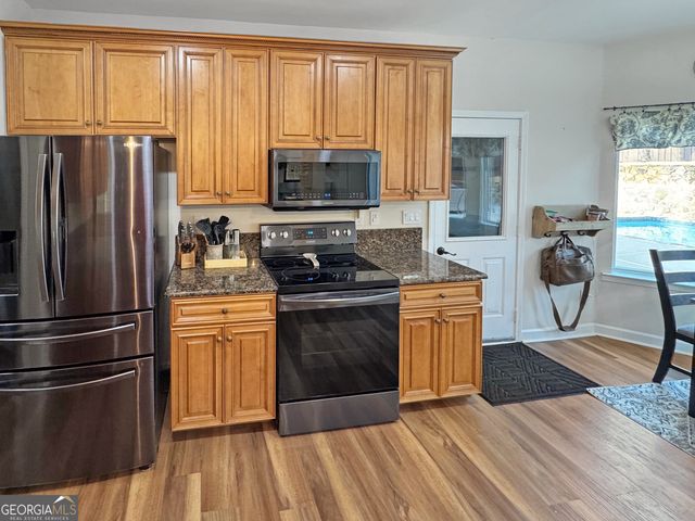 240 Northcrest Drive, Newnan, GA 30265